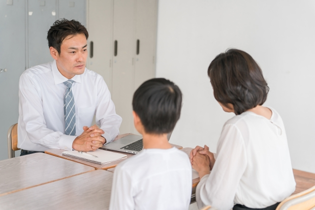 不登校の子どもがクラスにいる担任の役割
